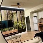 Апартаменты North Shore 4 *